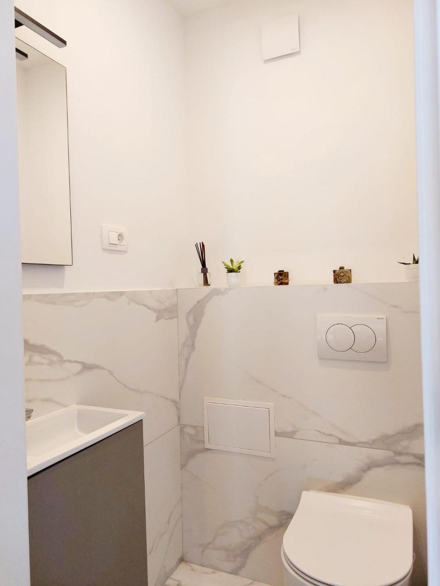 Comfort 2 Bedroom Apartment 10Min Walk From Center And Beach สปลิท ภายนอก รูปภาพ
